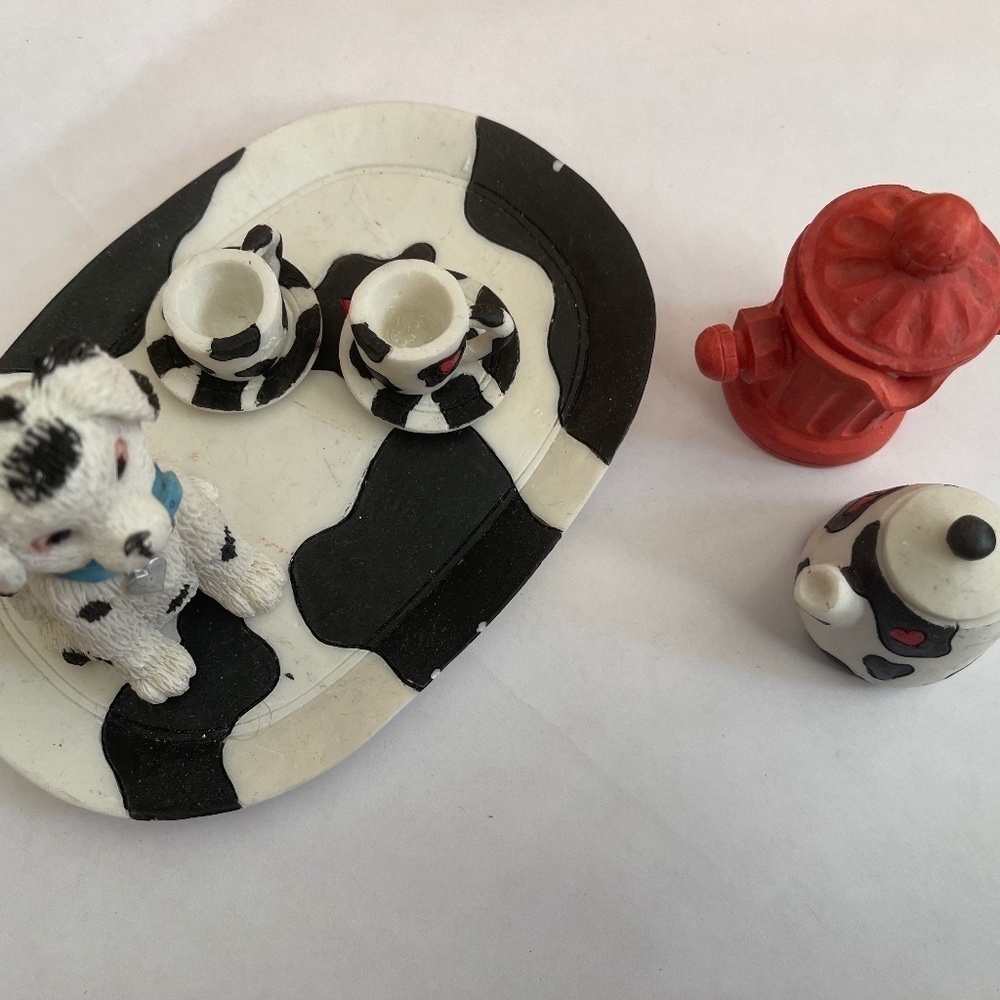 Young Miniature Tea Set 1995 - Dalmatians and Firehouse Theme - Chips on Tray